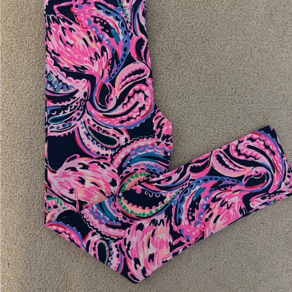 Lilly Pulitzer Pink and Blue Patterned Leggings New without Tags